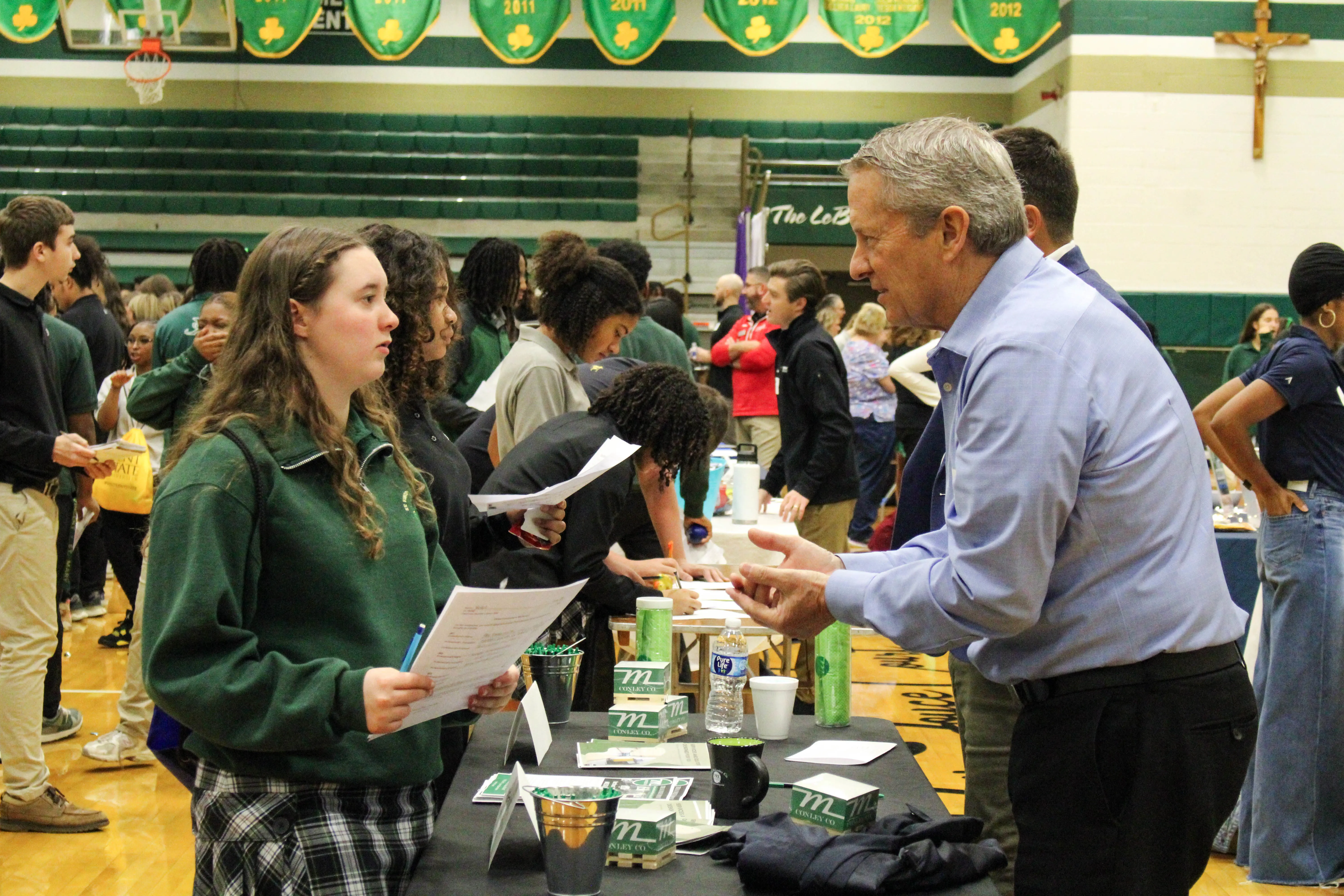 STVM student learning about a career path from an alum.